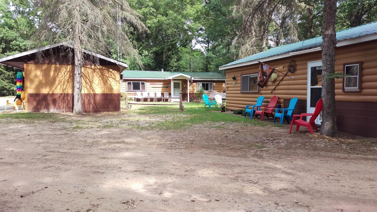 Alpine Motel Branch Bagian luar foto
