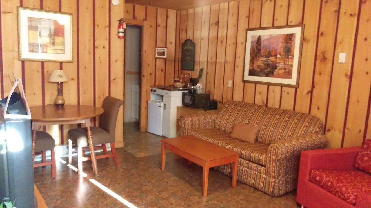Alpine Motel Branch Bagian luar foto